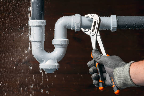 Professional Gas Line Repair technician working in Tomball, TX